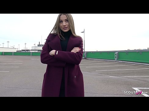 ❤️ O SCOUT ALEMÁN É UN SOÑO QUE TOCA STEELE, UN APARCAMENTO E SEXY POR DINERO ❤️ Porno anal na pornografía gl.ixiporn-com.ru ❌